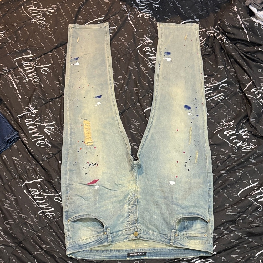 Men's Relaxed Jeans in Light Blue/Great Condition